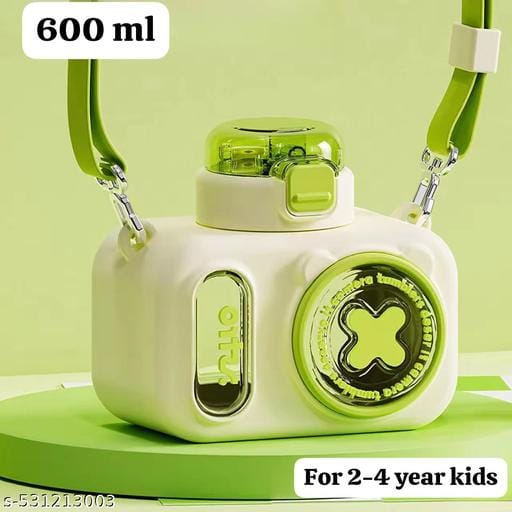 📸 Snap & Sip! The 600ml Camera Water Bottle 💚
