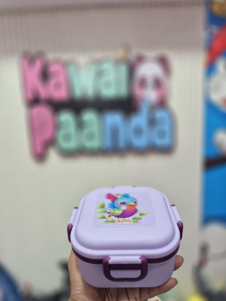 🐦 Colorful Bird Square Lunch Box - Fly into Fun! 💜